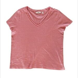 Vineyard Vines size XL pink striped tee